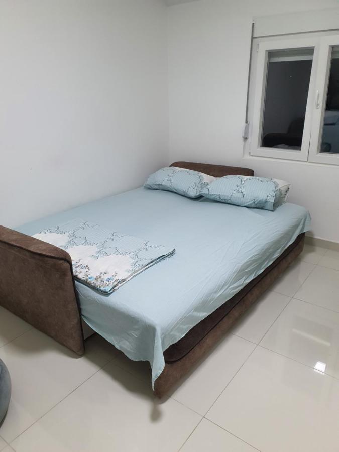 Apartman Tolosi 2 Podgoriçe Dış mekan fotoğraf